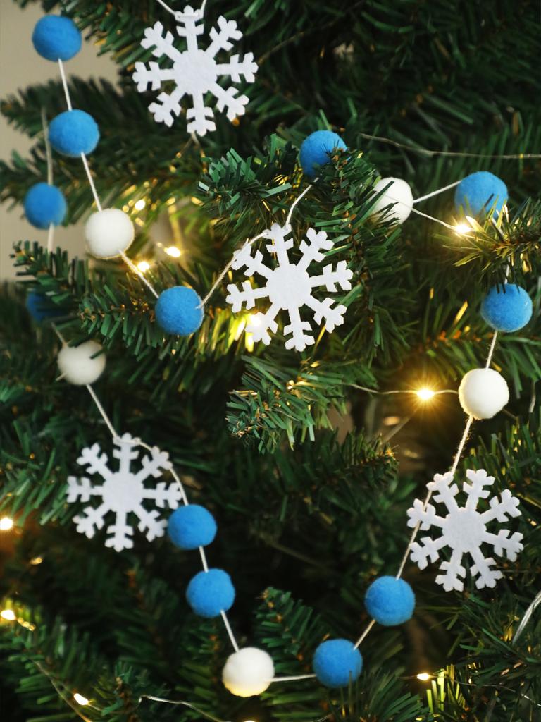 Christmas Snowflake Pom Pom Garland, Blue & White Felt Ball String, Festive Hanging Decor for Xmas Tree, Wall, Fireplace & Party