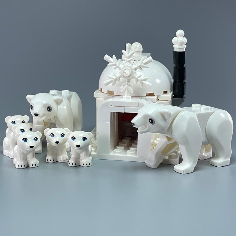 Illuminated Arctic Animal Block Set: Penguin, Polar Bear, Husky & Wolf Igloo.
