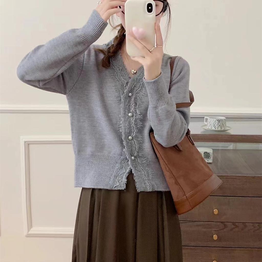 Women's Autumn and Winter Sweet V-neck Lace Knit Cardigan Sweater