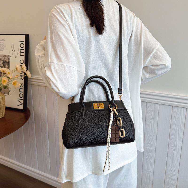 Портативная маленькая квадратная сумка с узором личи для женщин, новая коллекция весна 2025, модная сумка через плечо в корейском стиле, высококачественная повседневная сумка через плечо