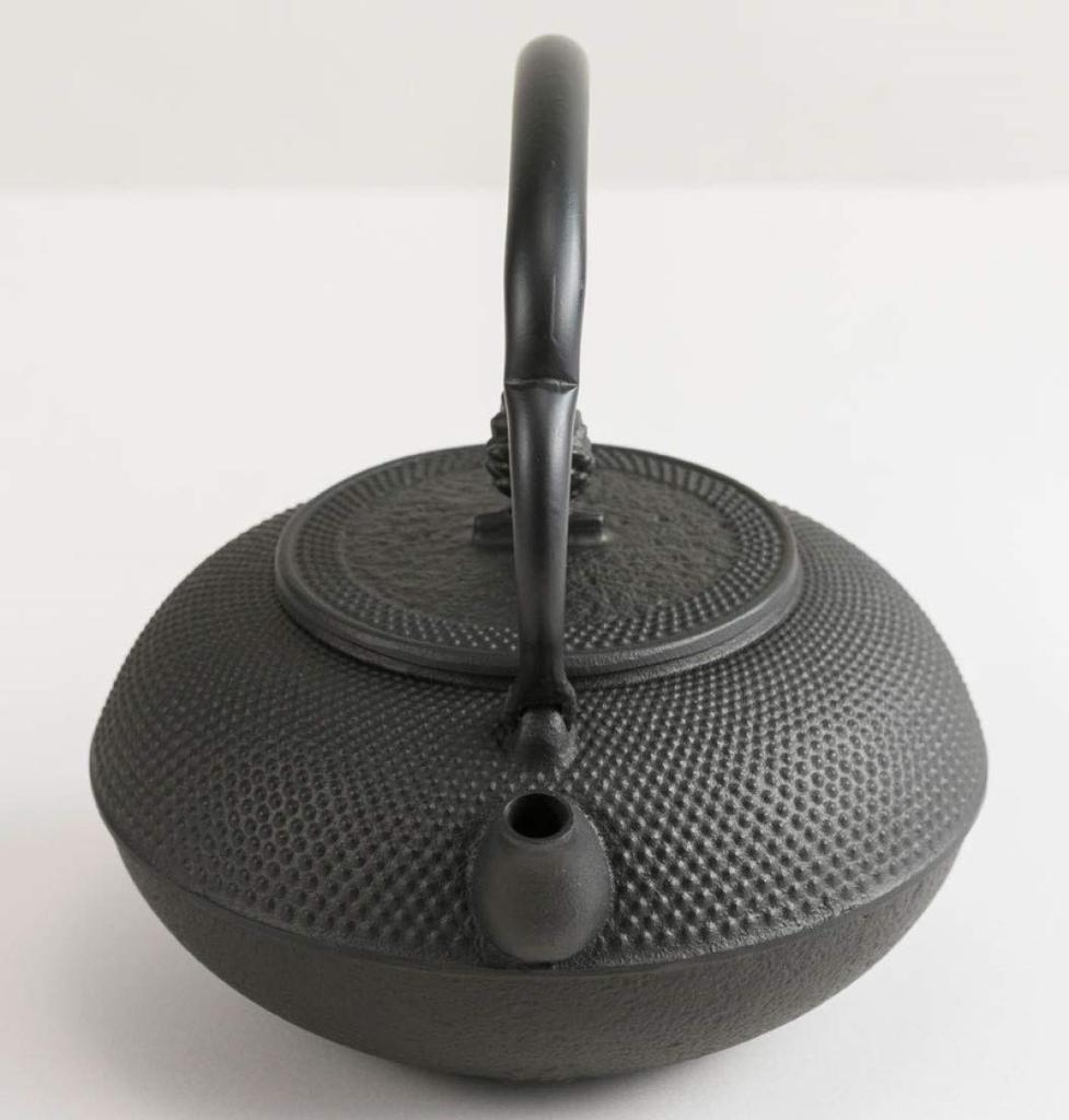 Iwachu Iron Heiroku Black Finish for Direct Nanbu 11704 Kettle, 14-inch, Arare, (Kamayaki), 1.3L, Heat, Ironware,