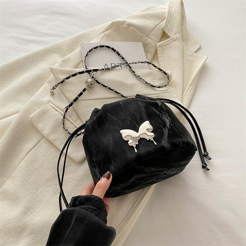 Bow Chain Small Bag Women'S Spring And Summer Niche Design Commuter Bucket Bag