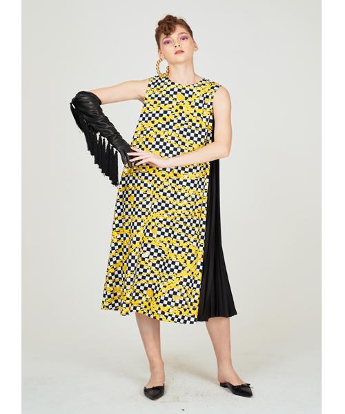 GREEDILOUS Checkerboard Chain One-Side Pleated Dress