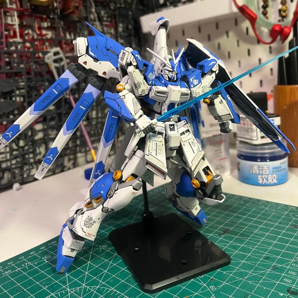 Сборная модель Gunpla Hi-Nu с водяными декалями Без подставки Фигурки Действия Rg 1/144 Настольное украшение Фиксированная версия Коллекционные игрушки