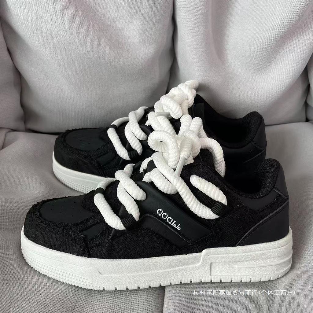 2025 Guochao ins style college retro platform casual маленькие черные туфли мужские шикарные универсальные трендовые спортивные пары