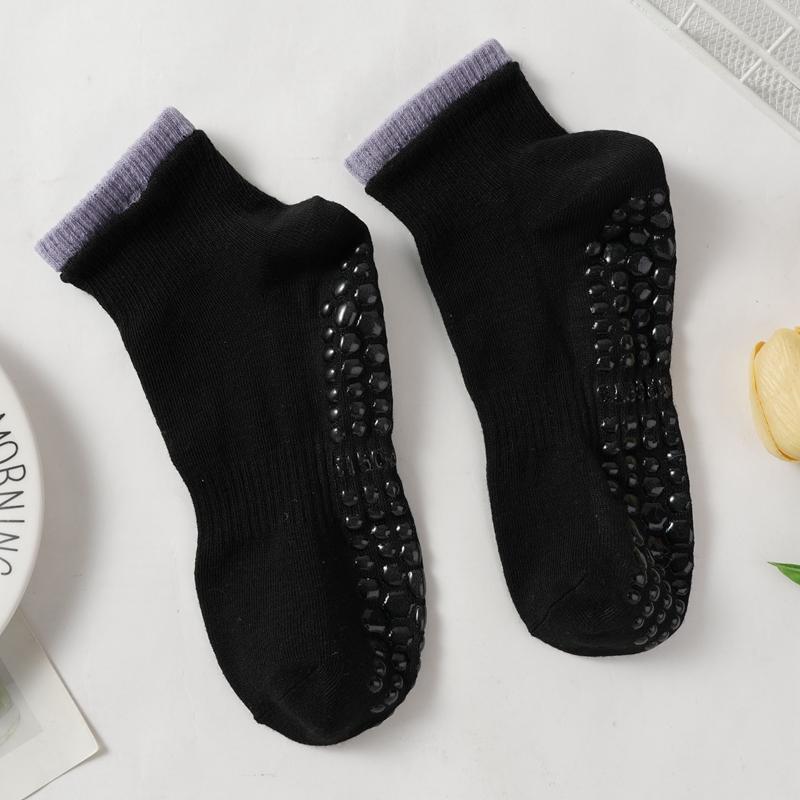 Women's Floor Socks Contrast Color Yoga Socks Cotton Sports Dance Professional Non-slip Silicone Socks