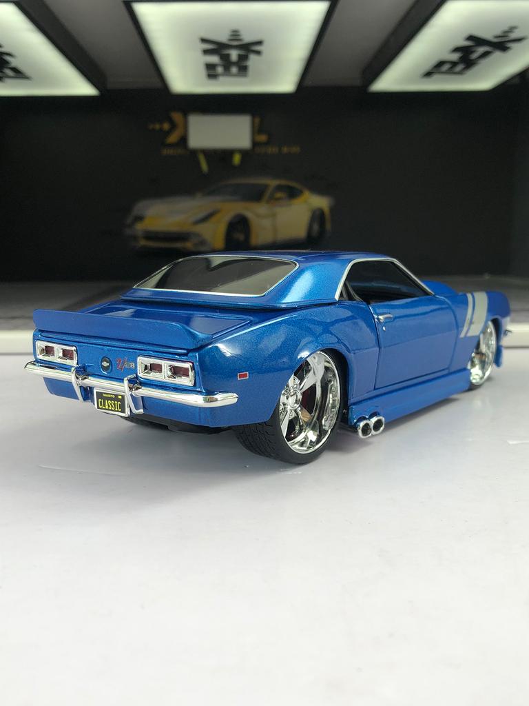 Майсто 1:24 1968 Chevrolet Camaro Z/28 модель автомобиля, декоративное изделие из металлического цинкового сплава, коллекционный подарочный автомобиль