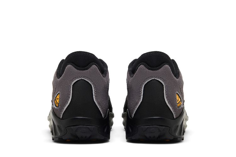 Nike ACG Air Exploraid Светлый Графит Черный Пыль Фотона Золото Каньона