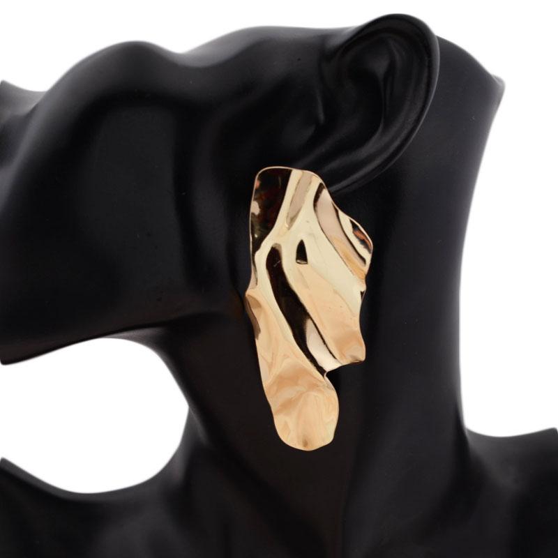 Новые преувеличенные длинные висячие серьги для женщин, большие витые металлические висячие серьги, крутые модные модные европейские украшения для ушей