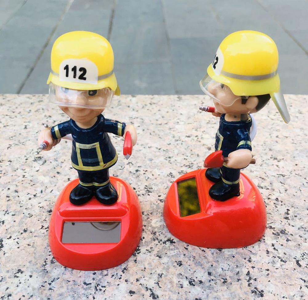 1 шт., солнечная батарея, пожарный солдат, трясущаяся кукла, украшение для автомобиля, мультяшная танцующая анимированная кукла, украшение для приборной панели, автомобильные аксессуары