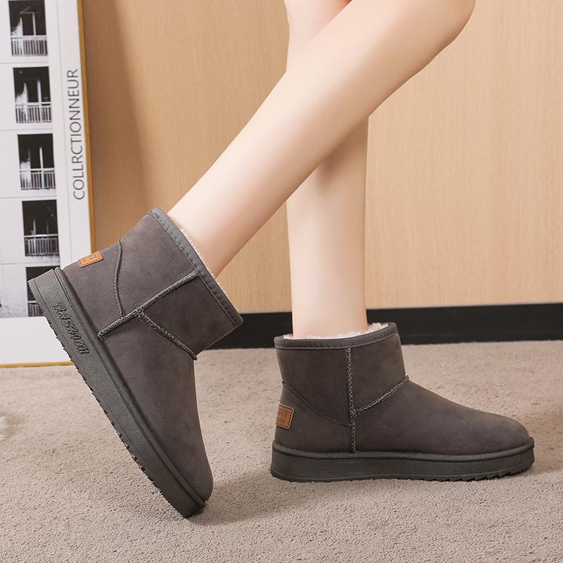 2024 New Women's Snow Boots Comfortable Warm Plush Ankle Boots Women Thickened Fluff Winter Ladies Shoes Flat Platform Shoes Boots Woman