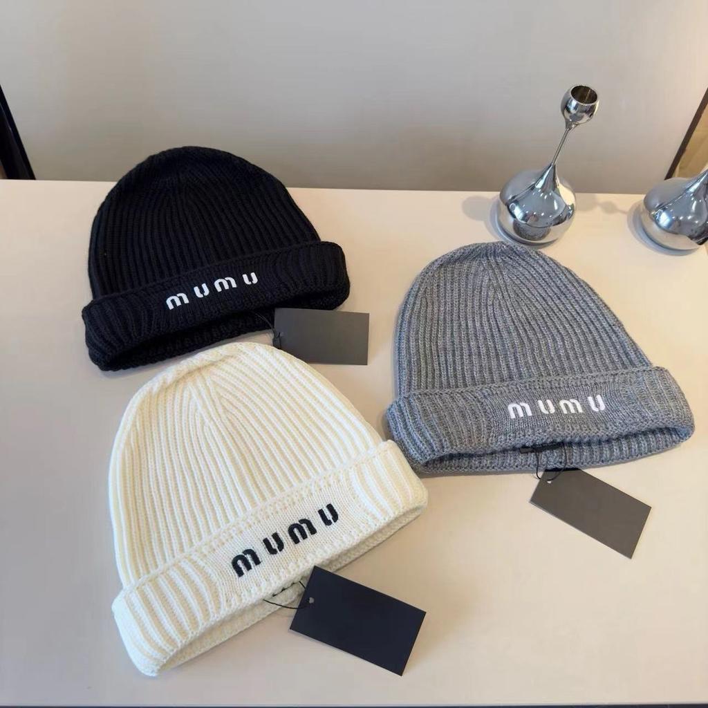 Mujia embroidered knitted hat, warm and cold-proof casual pullover hat in autumn and winter, letter ear protection and face-showing small versatile ba