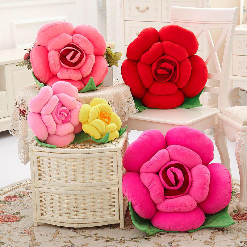 Elegant Romantic Flower Shape Cushion With Bright Colors And Soft Plush Material