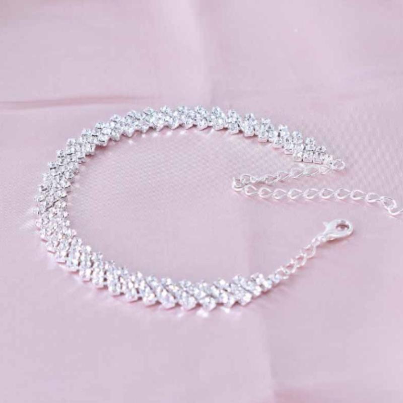 Waterproof stainless steel anklet, tennis anklet, women's heart-shaped butterfly anklet, women's summer beach foot jewelry