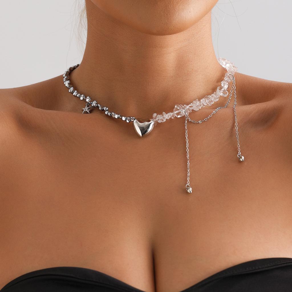 Стильное ожерелье из бусин из неправильных камней для званых ужинов, цепочка на ключицу с подвеской-сердцем, аксессуары для повседневной носки