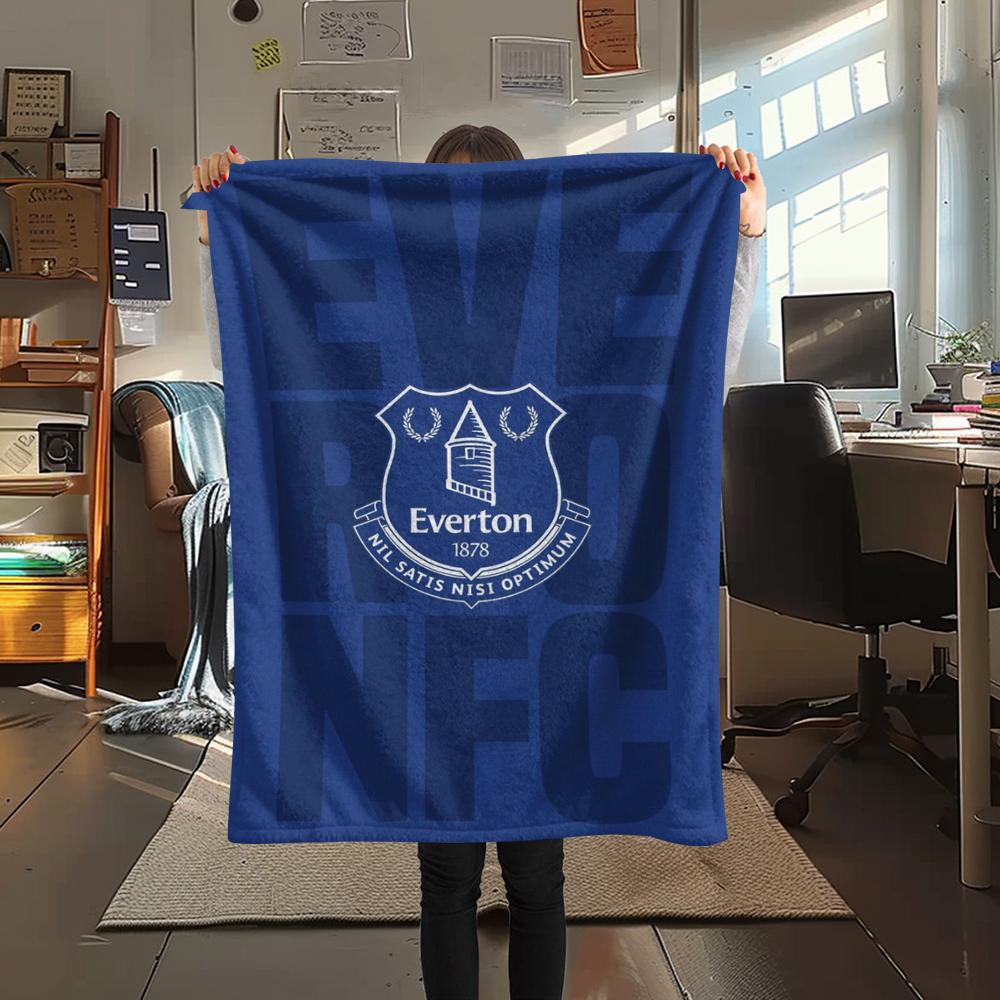 1pc Everton FC Print Flannel Blanket, High quality Comfortable for All Seasons, Home Decor, Warmth and Comfort, Perfect for Christmas Gifts40