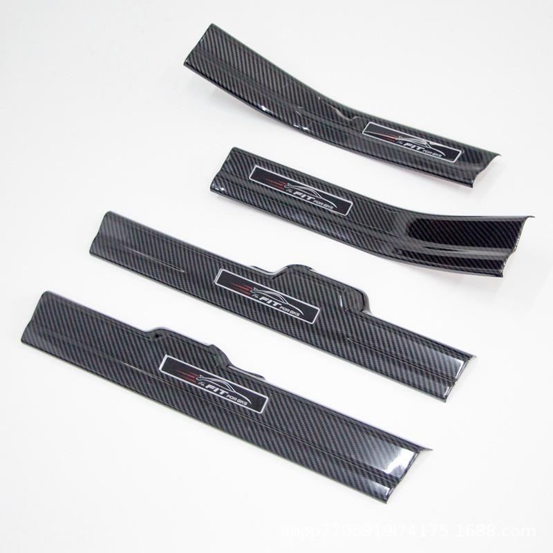 Комплект накладок на пороги и заднюю защитную пластину из углеволокна для Fit 10-го поколения
