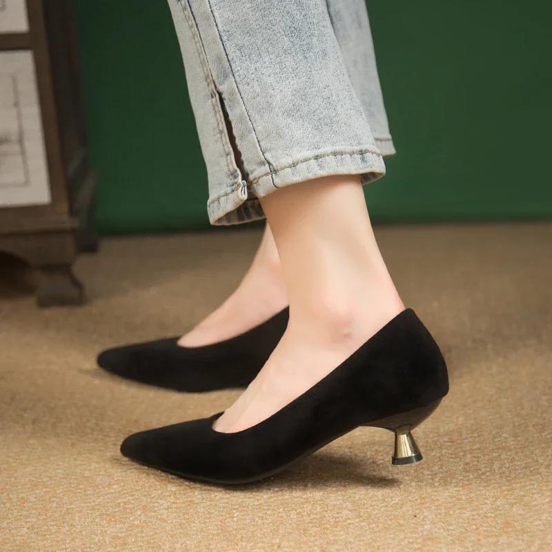 Женские летние новые модные туфли на высоком каблуке с принтом дизайнерские босоножки с короткими удобными каблуками сексуальные туфли с острым носком для банкета женские туфли на высоком каблуке