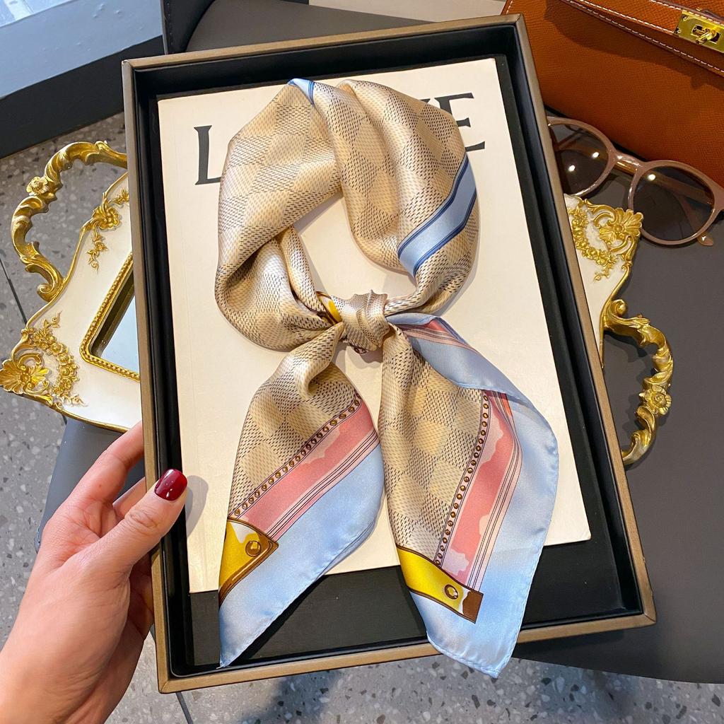 Small Silk Scarf Women'S Versatile High-End Decorative Square Scarf Professional Small Scarf Simulation Silk Korean Version Streamer Bag