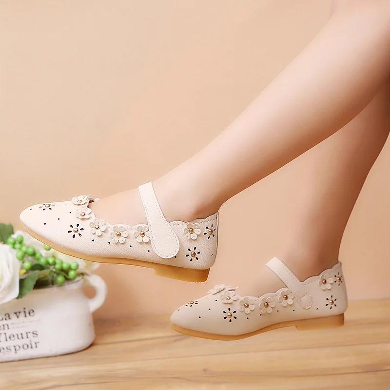 Mumoresip PU Кожаные Туфли для девочек Туфли на плоской подошве с цветочным принтом и вырезами для девочек Мягкая обувь для девочек Лоферы