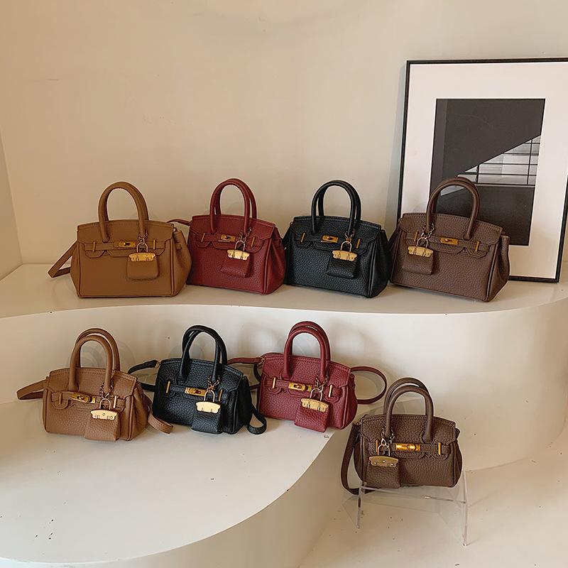 Модная Платиновая Сумка Женская Осенне-Зимняя Простая Повседневная Универсальная Сумка-мессенджер в Иностранном Стиле