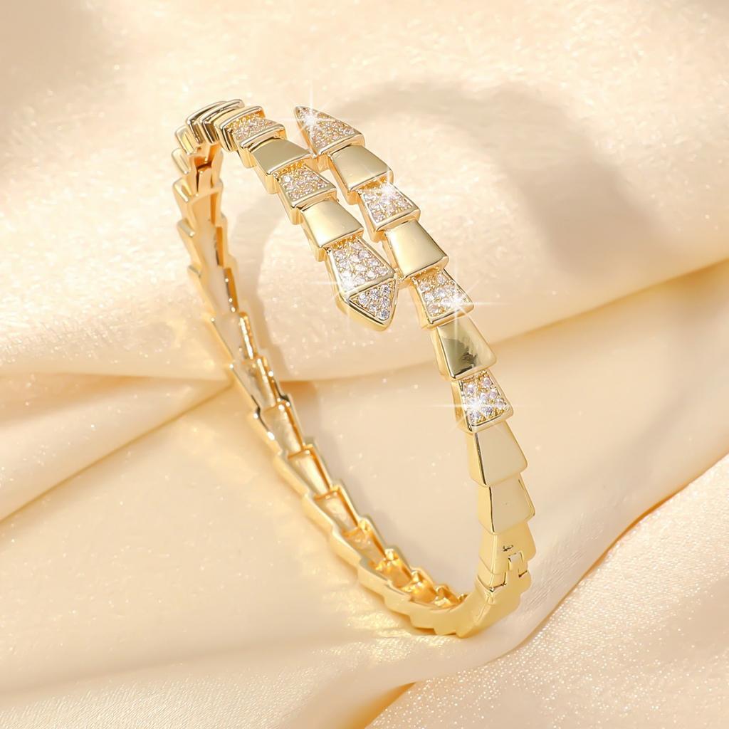 High End Zircon Serpentine Opening Bracelet for Women's Light Luxury Fashion Style Bracelet