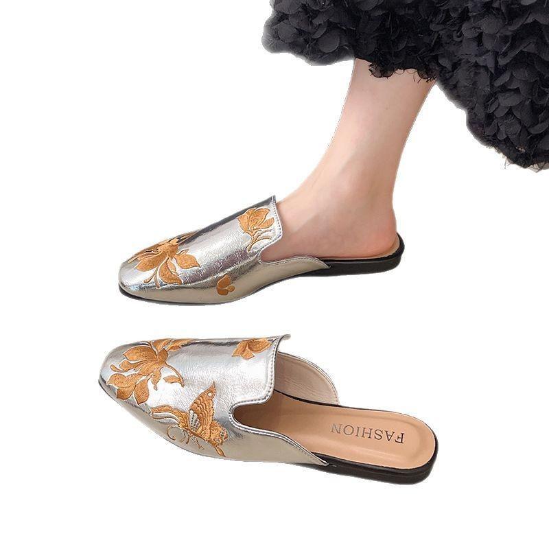 Вышитые полутапочки женские летние туфли на толстом каблуке модные туфли Lazy Muller шлепанцы на среднем каблуке