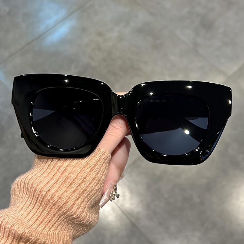 New Gradient Cat Eye Fashion Sunglasses for Women - Trendy Anti-Reflective Fashion Shades with Color Block Design,Beach & Party