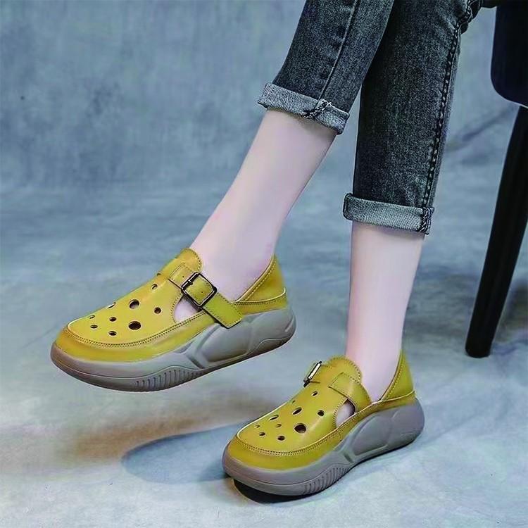 Retro Bag Head Sandals Women's Summer Wear New Fashionable Soft Leather Thick-soled Breathable Hollow Two Hole Shoes