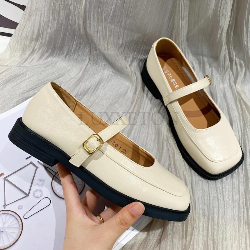 Женские туфли в стиле ретро с мелким носком Оксфорды Повседневные женские кроссовки Британский стиль Квадратный носок Балетки Летние новые кожаные платья в стиле преппи