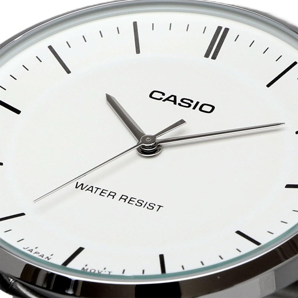 CASIO Quartz Watch White Metal Band Overseas Model [Casio] Men's MTP-VT04D-7E
