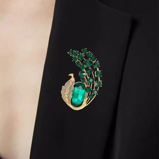 Women Brooch Faux Crystal Decor Anti-slip Wear-resistant Suit Coat Collar Hat Scarf Decoration Clothes Pin Prom Party Garment Jewelry