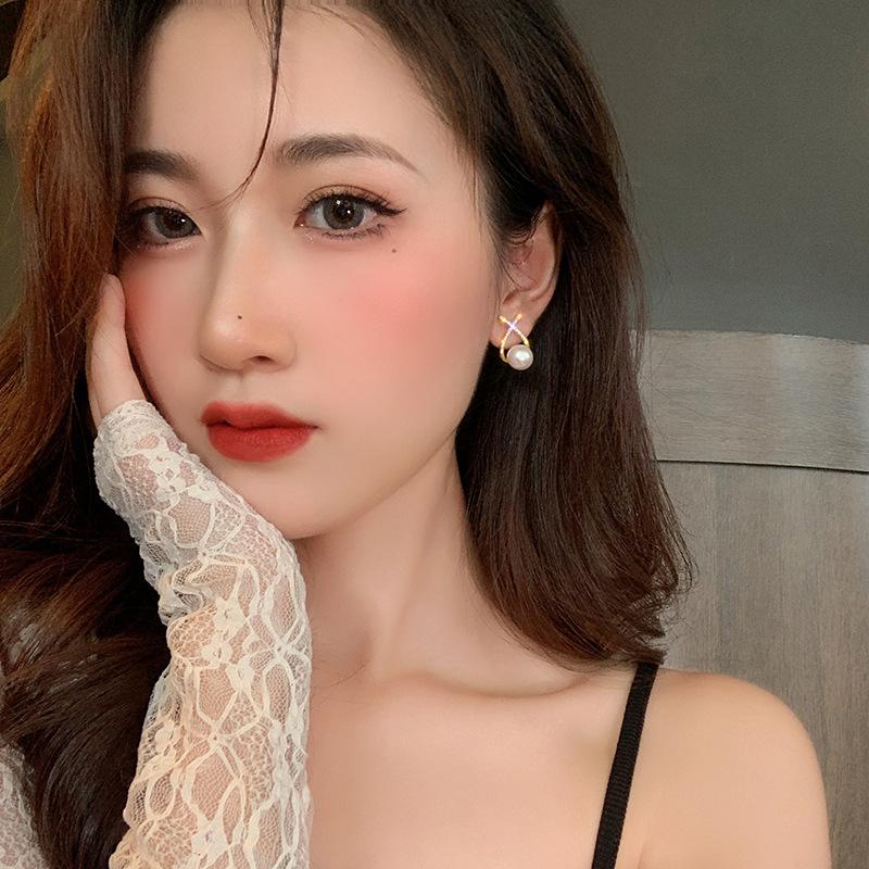 Fashion Gold Color Stud Earring Imitation Pearls Drop Earring Women Temperament Wedding Jewelry Gift