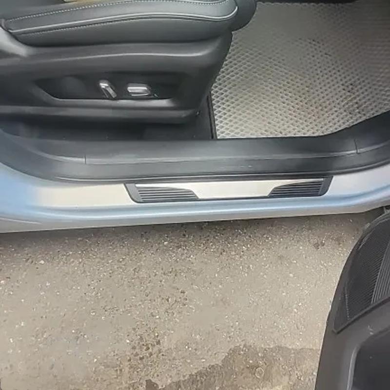 Для Mazda CX70 CX-70 2024 2025 Накладка на порог автомобиля Защитная накладка на порог Автомобильные наклейки Декоративные элементы Аксессуары для стайлинга