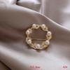 Circle brooch Women's Japanese silk scarf buckle Anti-light buckle Personalized pin Fixed clothes accessories Geometric modeling