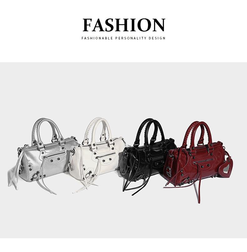 Новая сумка для мотоцикла Rivet Dark: Стильная вместительная сумка-тоут через плечо для модных женщин