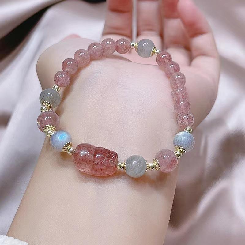 Natural Strawberry Crystal Pixiu Bracelet Moonlight Bracelet Bangles Women Fashion Jewelry accessories Gift