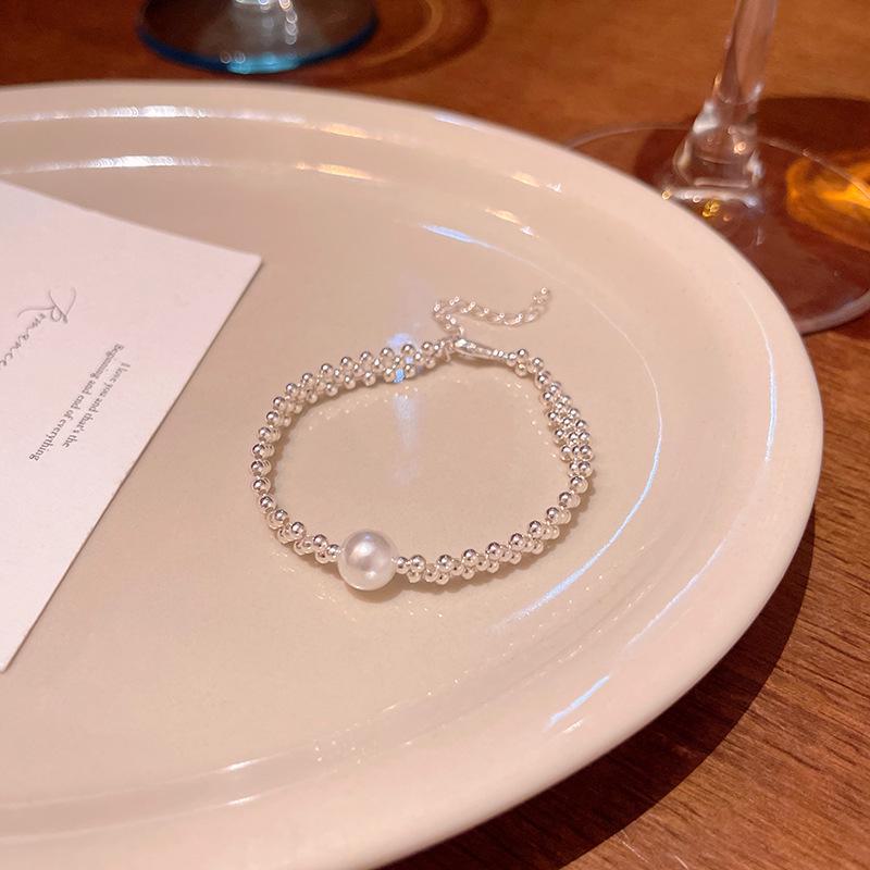 Elegant French Retro Pearl Bracelet - Versatile High-End Style for Women