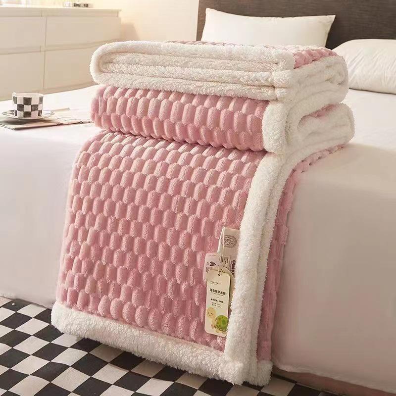 Golden Turtle Velvet Double-Layer Fleece Blanket - Flannel & Lamb Velvet for Autumn/Winter