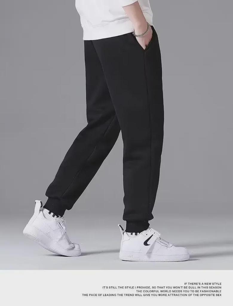 Men's Plush Fleece Casual Sports Suit: Warm Round Neck Sweatshirt & Trousers Set for Autumn/Winter