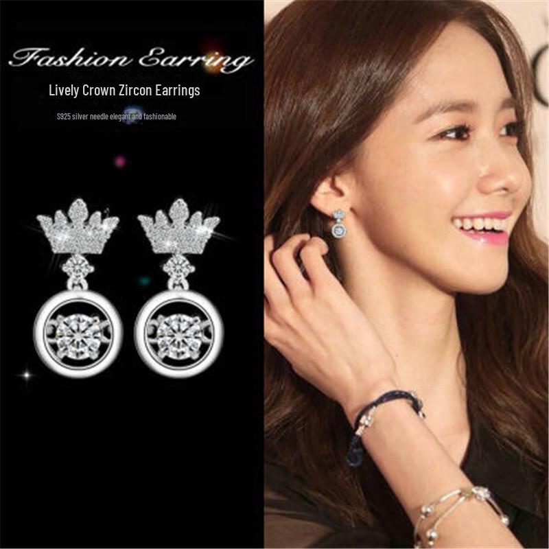 Серьги-подвески в форме сердца из серебра 925 пробы — модные, универсальные и в корейском стиле с акцентами из стразов