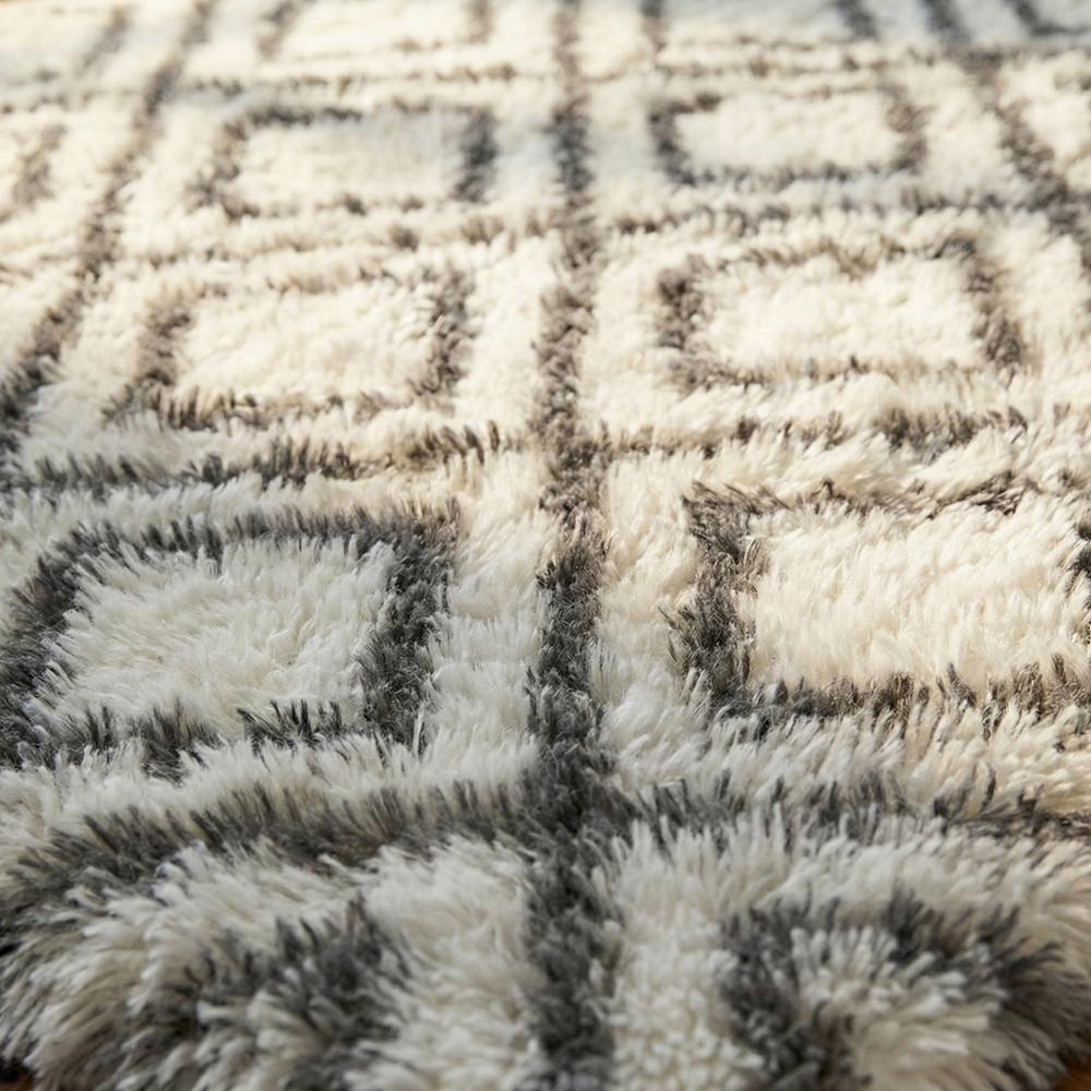 Dywan do salonu shaggy DECOR antypoślizgowy miękki puszysty modny 120x170 White Cube
