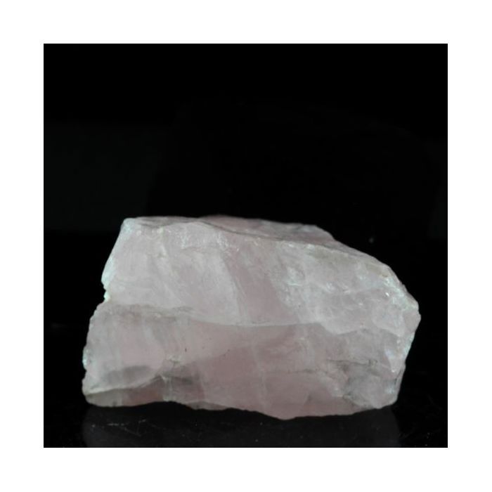 Pierres et Minéraux. Quartz Rose. 170.45 ct. Pitorra claim, Minas Gerais, Brésil.