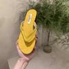 Модные летние шлепанцы-вьетнамки Модные женские шлепанцы на плоской подошве с узким ремешком Женские повседневные уличные пляжные шлепанцы Сандалии