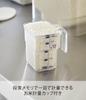 Yamazaki Jitsugyo 3375 герметичный пакет для риса 5 кг с мерным стаканом, белая узкая башня под раковиной с ручкой, прибл.. Ш28XГ16.5XВ28.5см