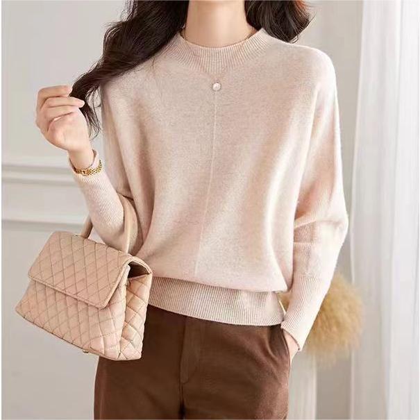 Spring and Autumn Women's Long Sleeve Solid Color Knitted Sweater Round Neck Sweater Autumn and Winter