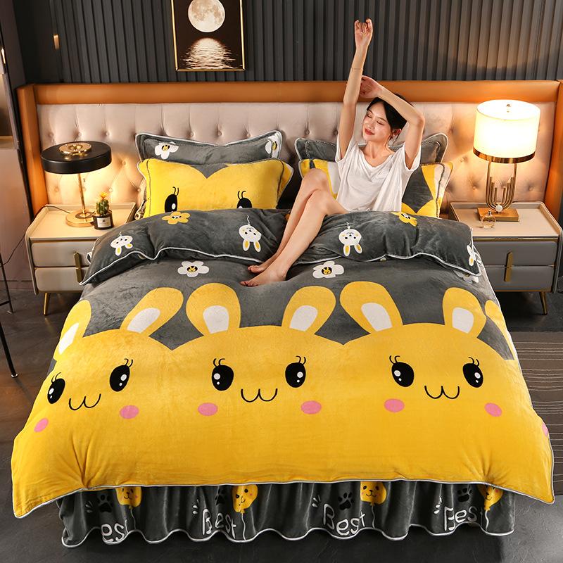 Thickened Milk Velvet Four-piece Set, Flannel Sheets and Quilt Cover, Coral Velvet Three-piece Bedding Set