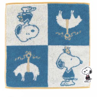Полотенце-носовой платок Brooks Brothers x Peanuts с аппликацией руки Снупи (синий) Мужское полотенце, прибл.. 25см, 001523-0002-01
