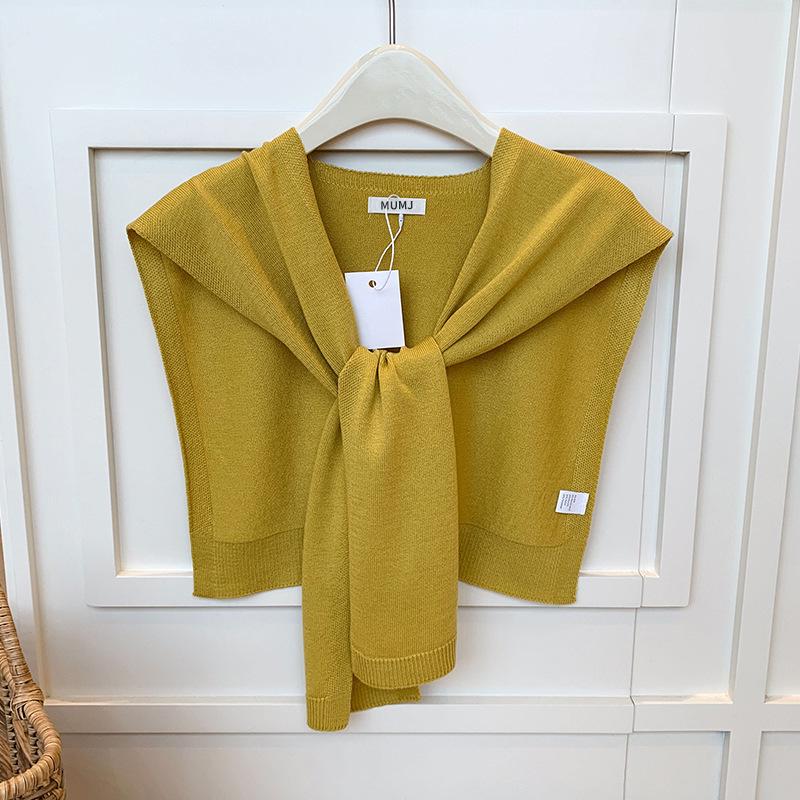 Korean-Style Cropped Wool Shawl for Women: Versatile Knit Scarf & Faux Collar Wrap