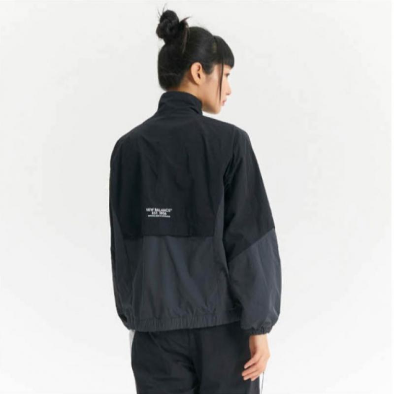 New Balance Куртка Half Club W Flying Warm Up nbnme2W322 19 Куртка